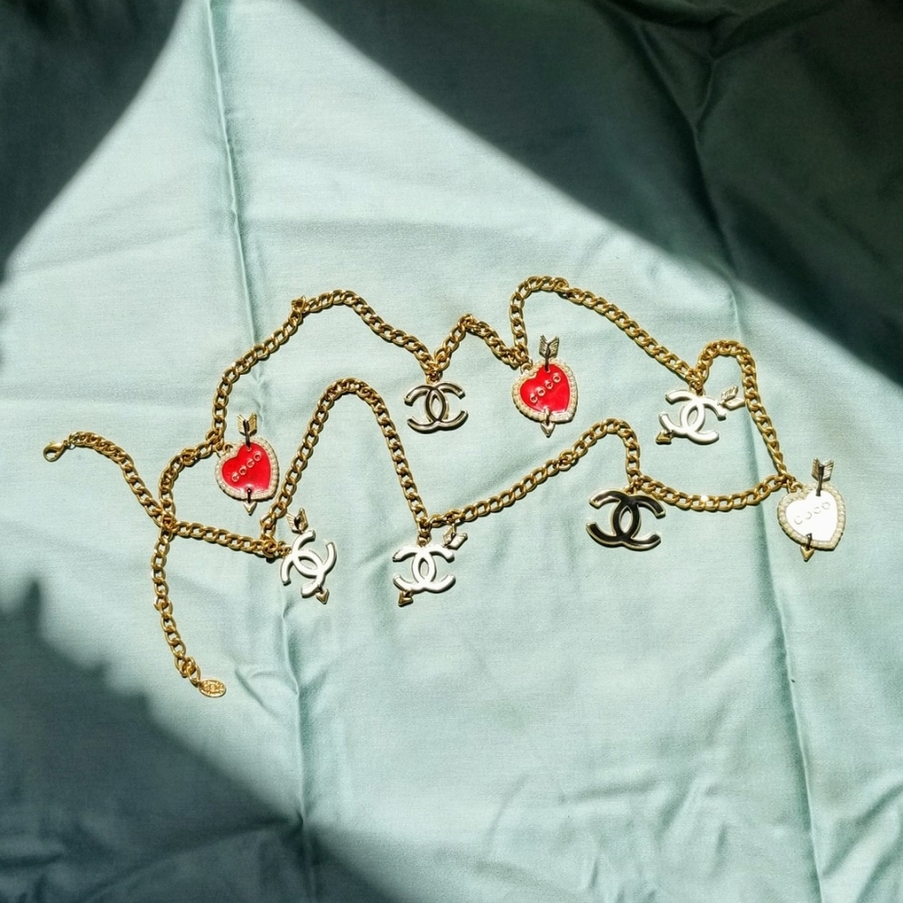 ❤️Vintage Coco Chanel Necklace - Picture 9 of 11